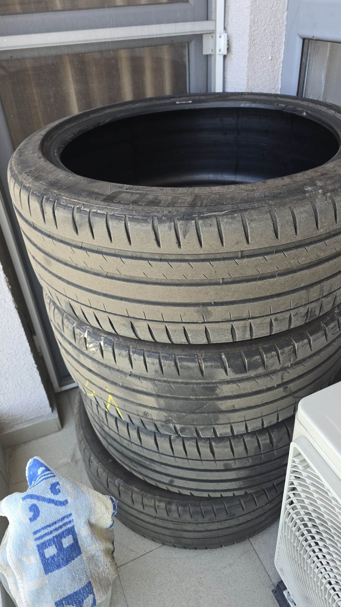 4 бр. Летни Гуми 235/45 R20 ,Мишелин, Michelin Pilot Sport 4S
