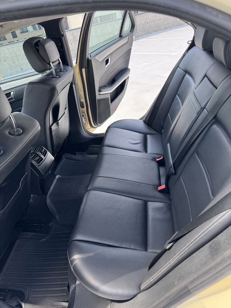 Mercedes-Benz E200 CDI 2016 • Automată • Euro 6 • W212