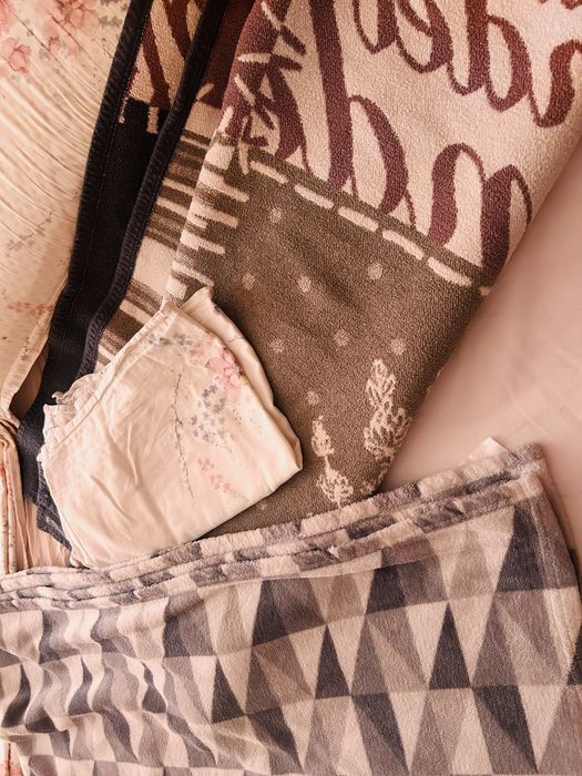 Две одеала,плик и две калъфки