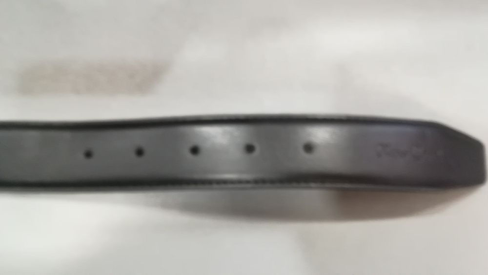 Pierre Cardin.Мъжки елегантни колани за панталон 125-130см.Нови.Оригин