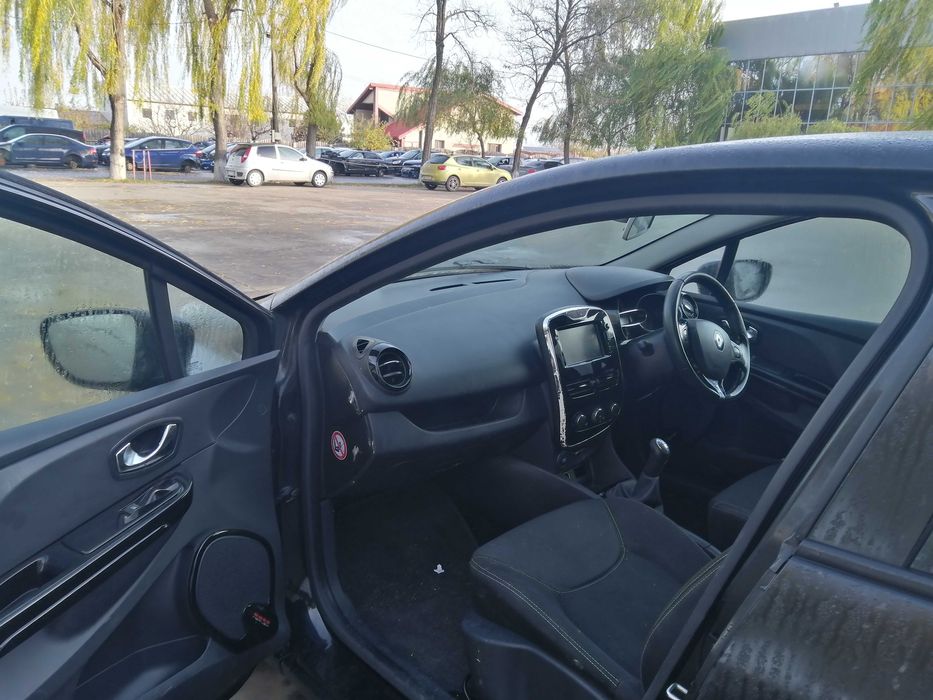 Dezmembram Renault Clio 4