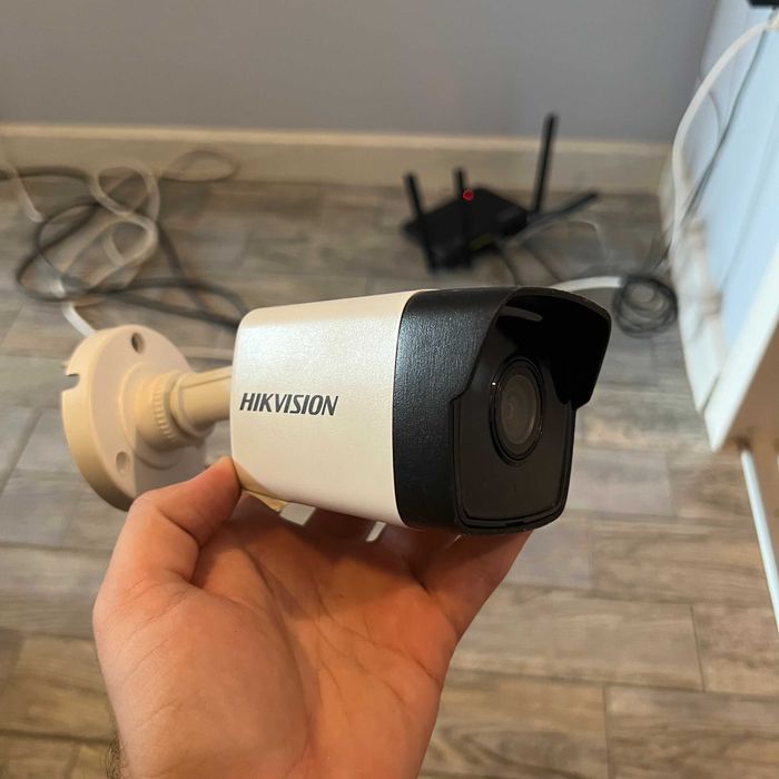 Камеры Hikvision, HiWatch + сетевой видеорегистратор и PoE-коммутатор