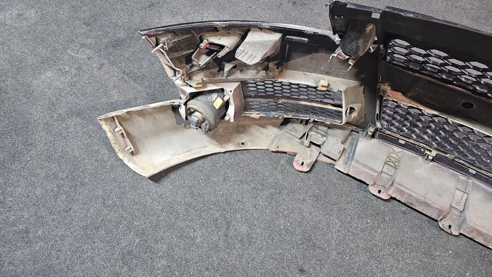 Bara fata Audi TT 8J