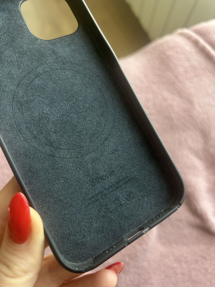 Оригинален кейс на Apple iPhone 14