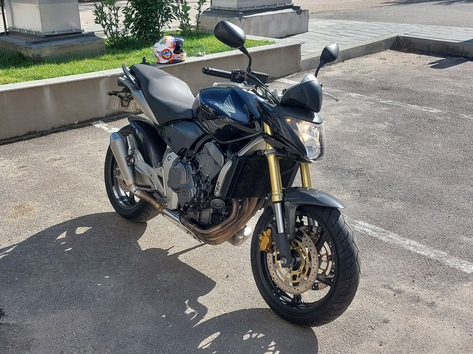 Honda Hornet PC41, Evacuare SBK omologata