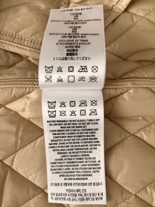 Trench matlasat Burberry