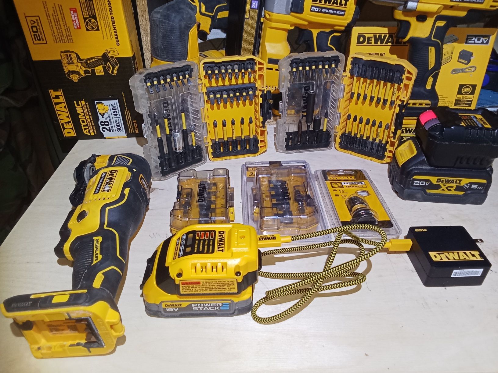 Продам инструмент Dewalt