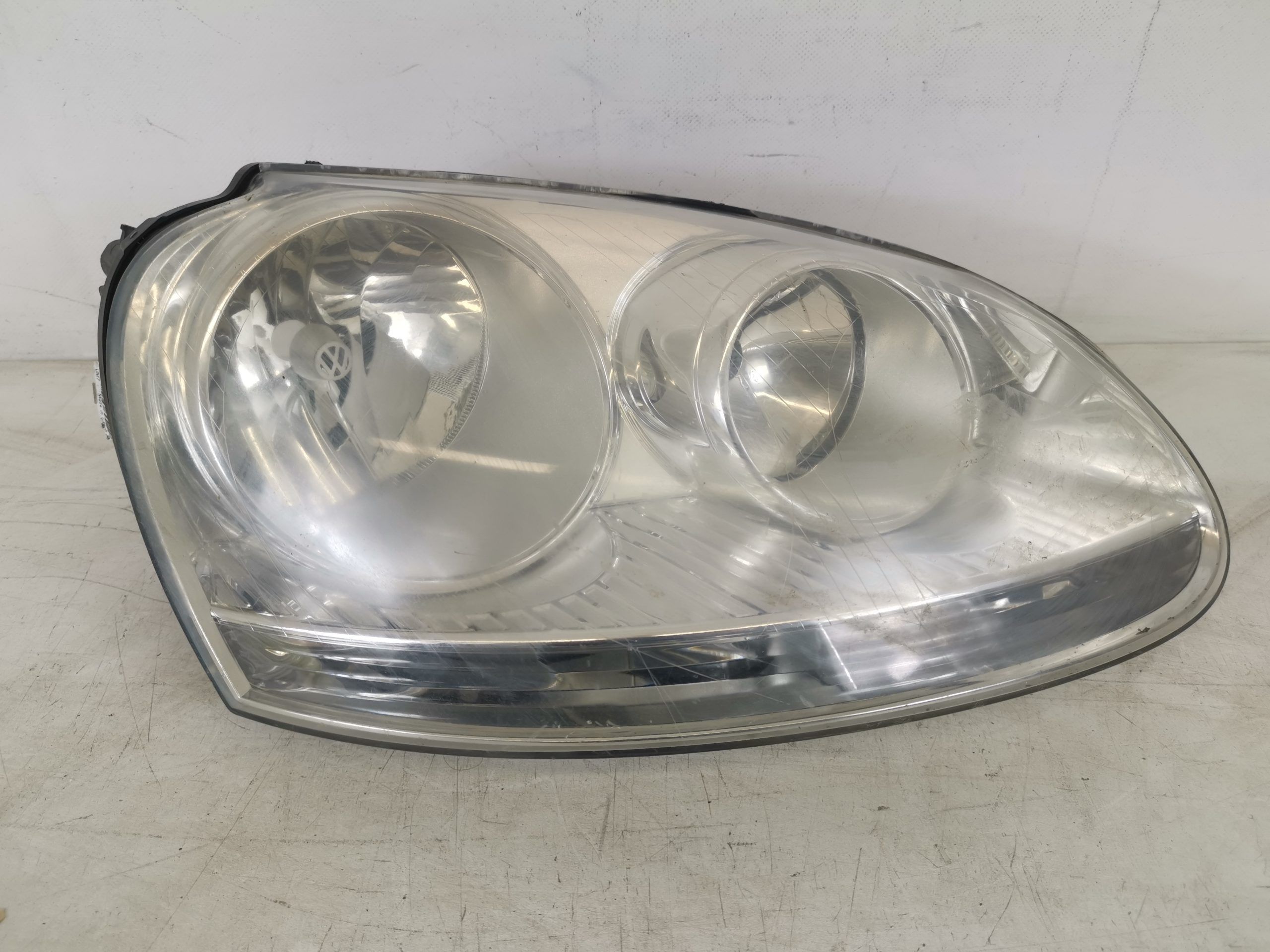 Десен фар / Desен far Volkswagen VW Golf 5 Оригинален, в добро състоян