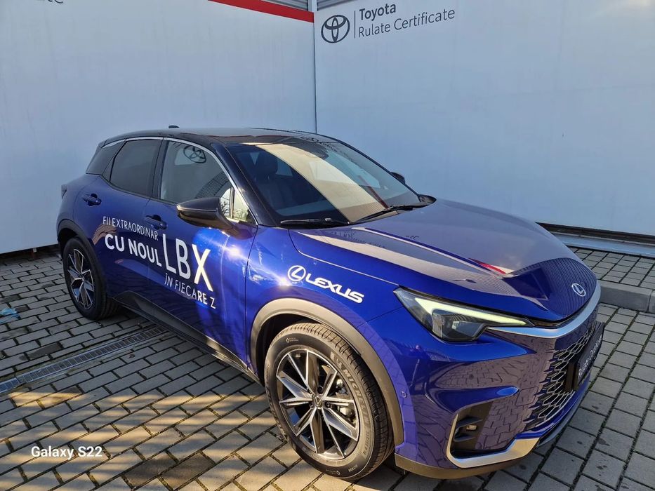Lexus LBX