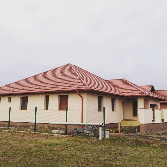 Montaj orice tip acoperis, reparatii orice tip acoperis, mansardare