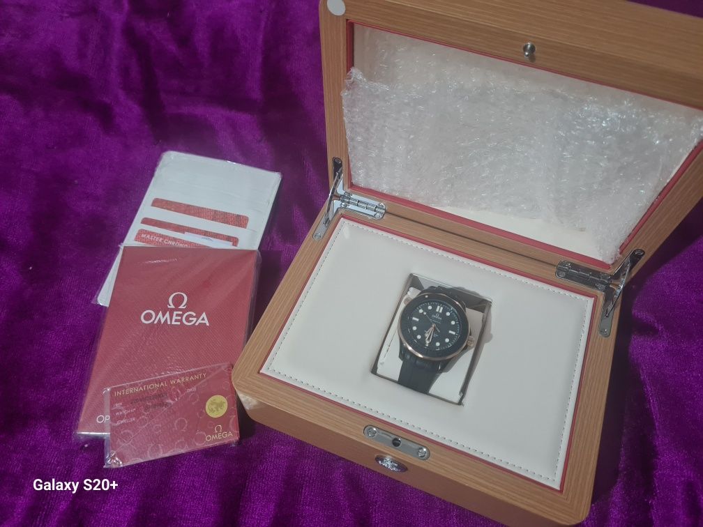 Часы Брэнд Omega Seamaster Diver 300,