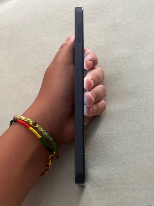 Vând TCL 505 12 RAM 258 gb