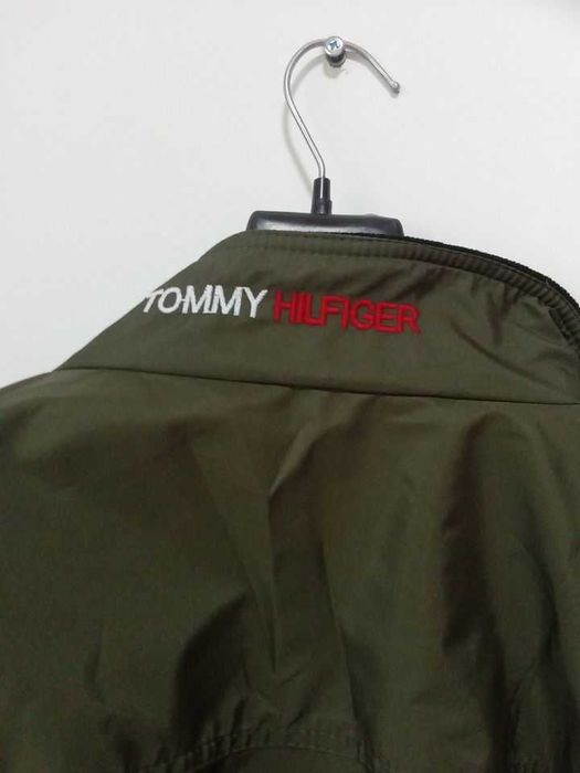 Geaca tommy hilfiger noua