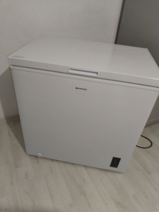 Vând ladă frigorifică vortex 198 Litri preț 700 ușor negociabil
