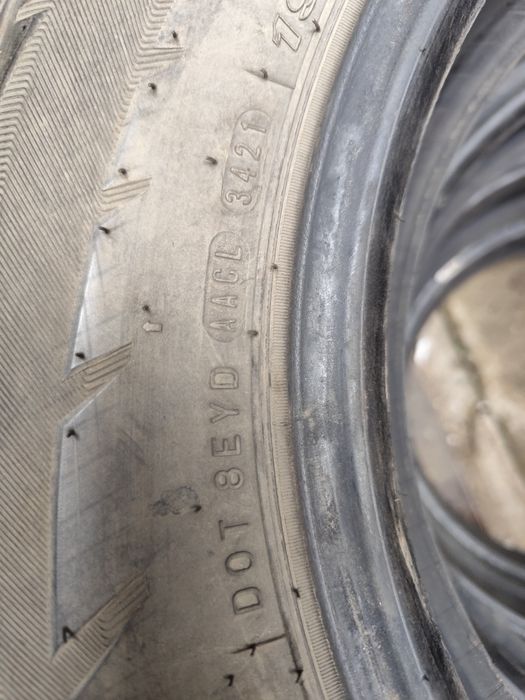 Anvelope 195 75 r16 C iarna Nexen