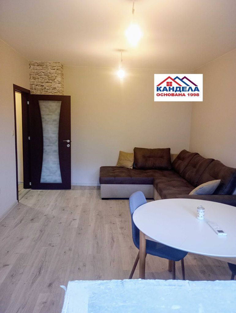 Продава се Двустаен апартамент в Пловдив, Тракия - 51 кв.м за 1628 €/кв.м - Снимка #1