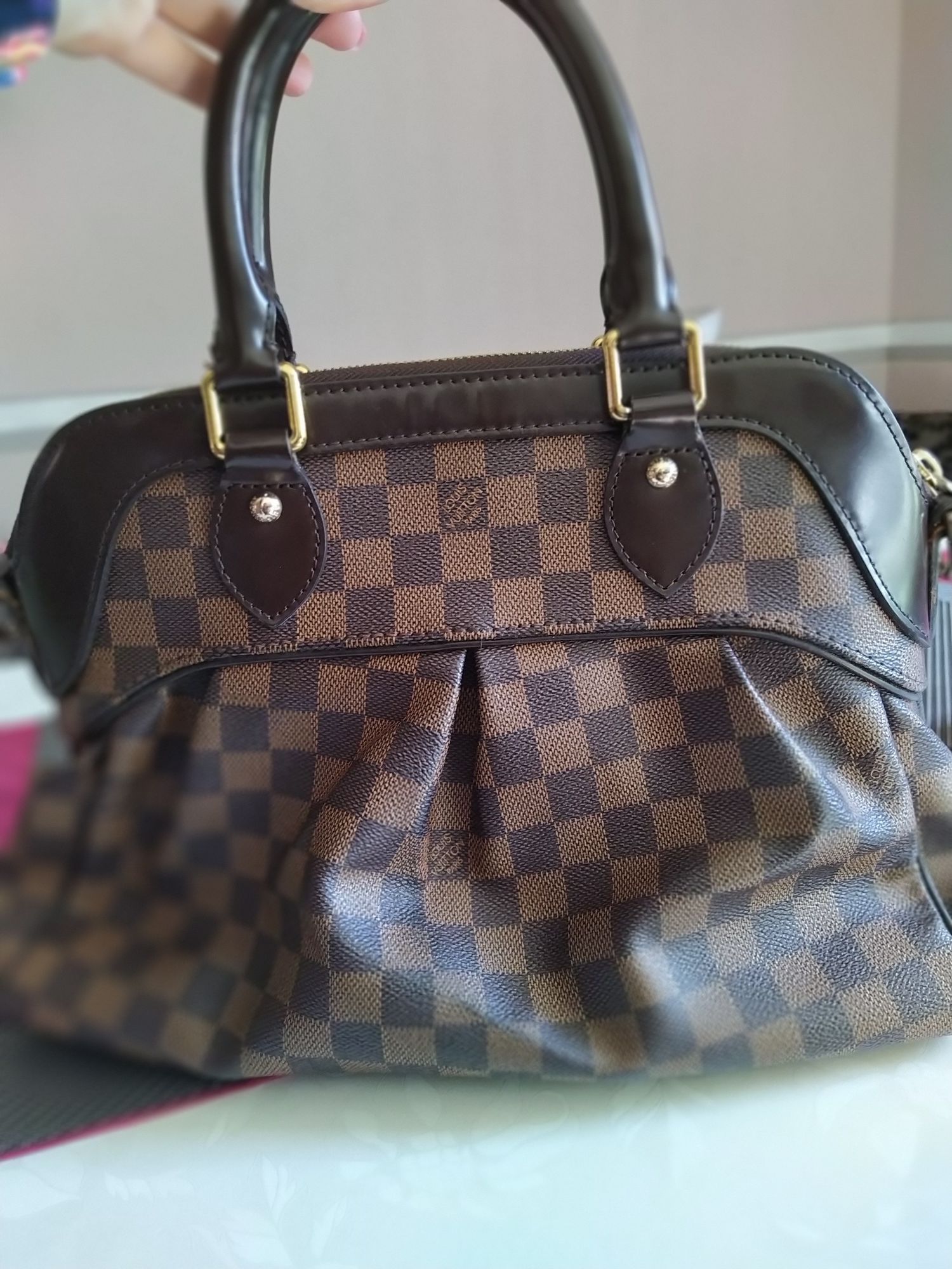 Louis Vuitton чанта