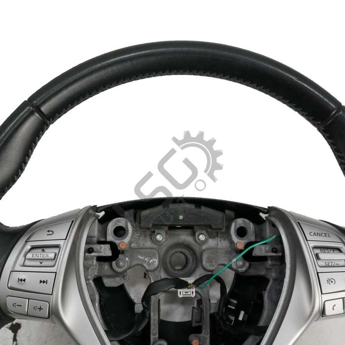 Волан Nissan Qashqai II 2013-2021 ID: 150890