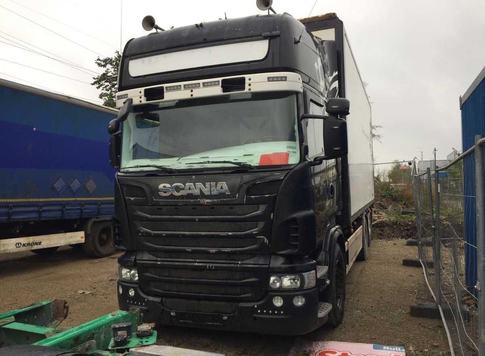 Dezmembrez camion Scania R /piese camion Scania R-piese motor