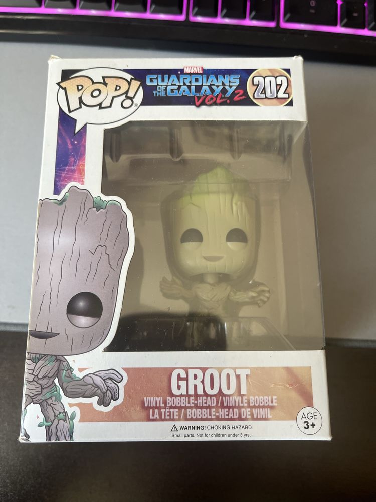 funko pop Groot/avengers