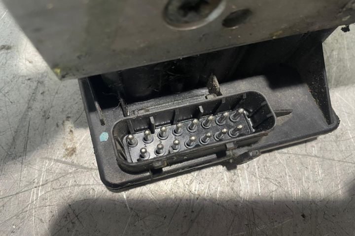 Pompa ABS A002 431 92 12 K3 Mercedes-Benz C-Class W203/S203/CL203