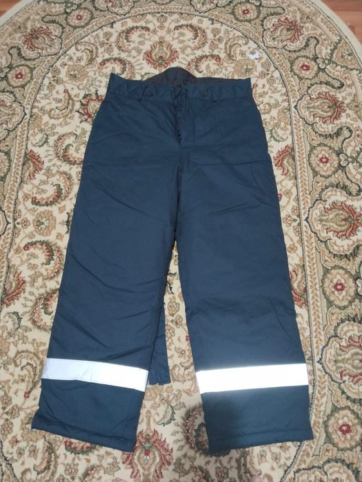 Продам новую зимнию спец одежду