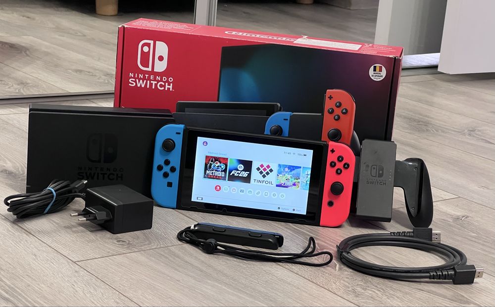 FIFA 26 - Consola Nintendo SWITCH V2 - 128GB - accesorii - 10 jocuri