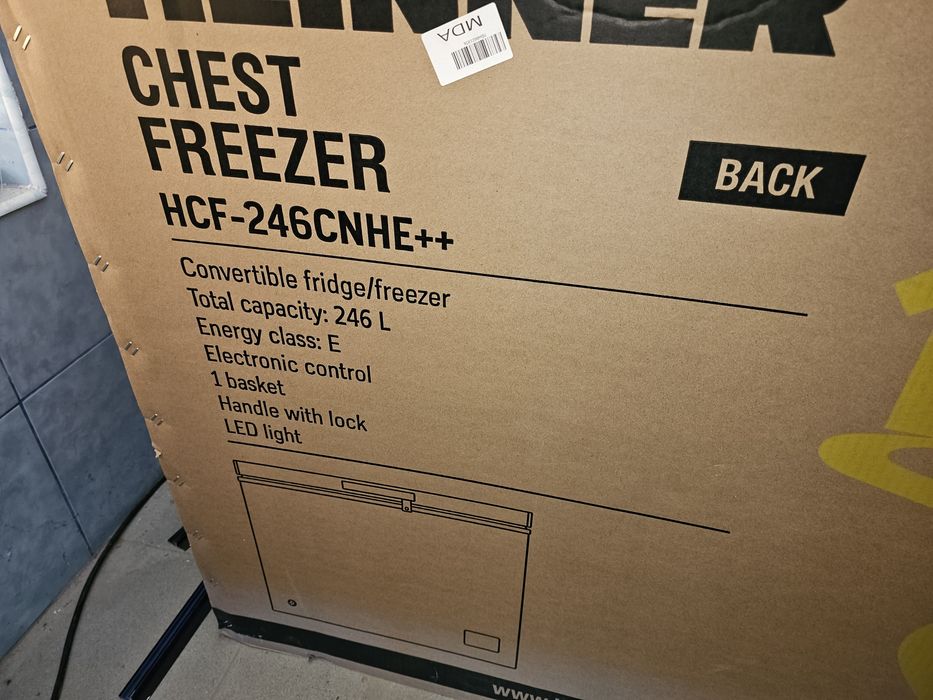 Lada frigorifica noua 246l si frigider bauturi 1200lei