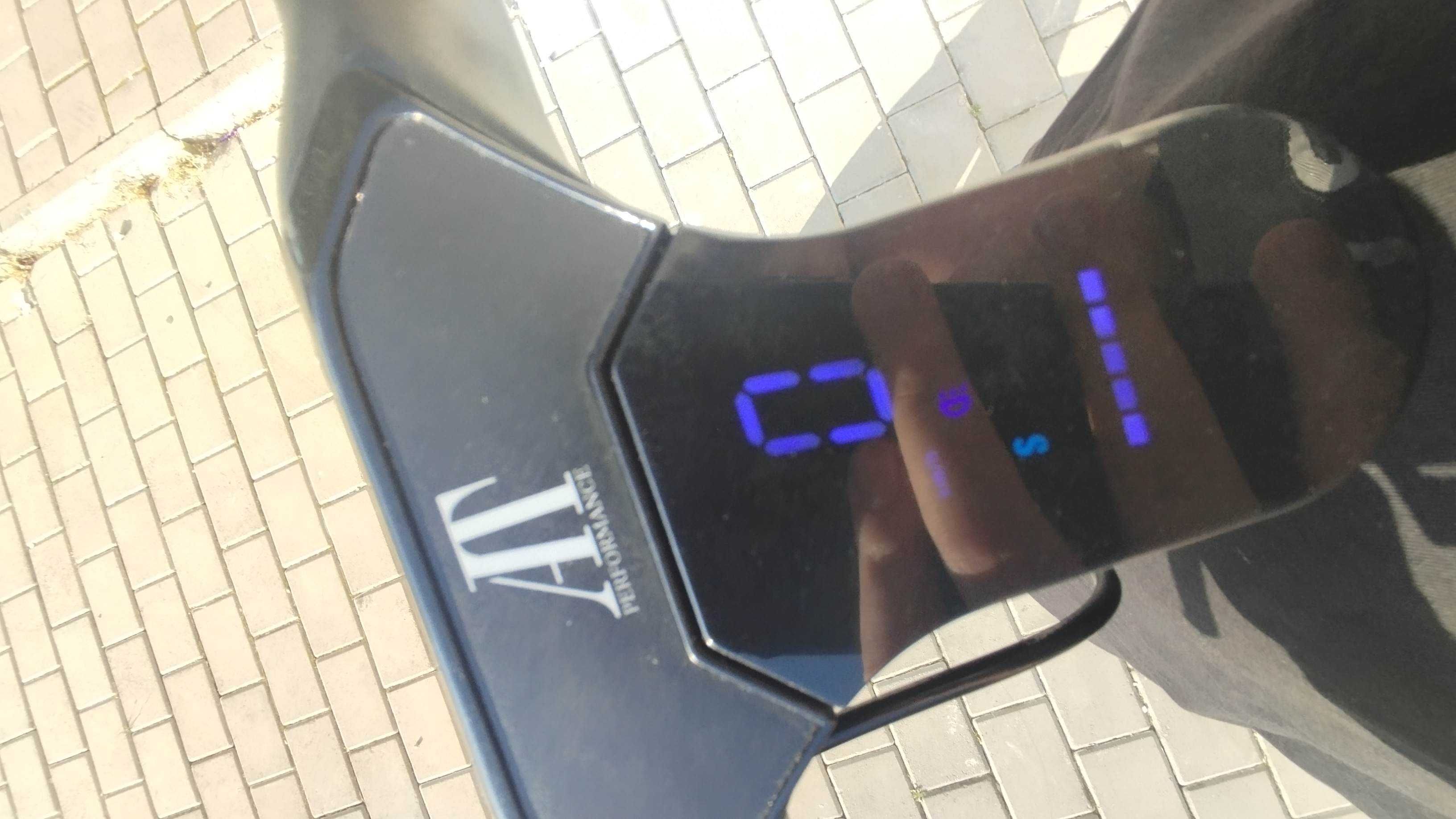 URGENT -Trotineta electrica la 1400 LEI (50% reducere) STARE FOARTE BN