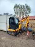 Inchiriez Miniexcavator