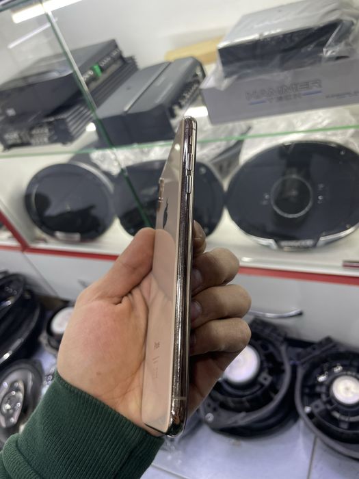 iPhone Xs Max 64Gb 79% batare