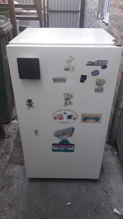 Frigider 2 usi frigider arctic 240litri