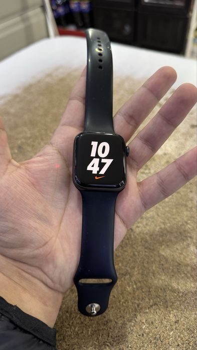 Apple watch SE nike+ sotiladi
