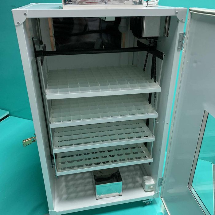 Инкубатори за птици