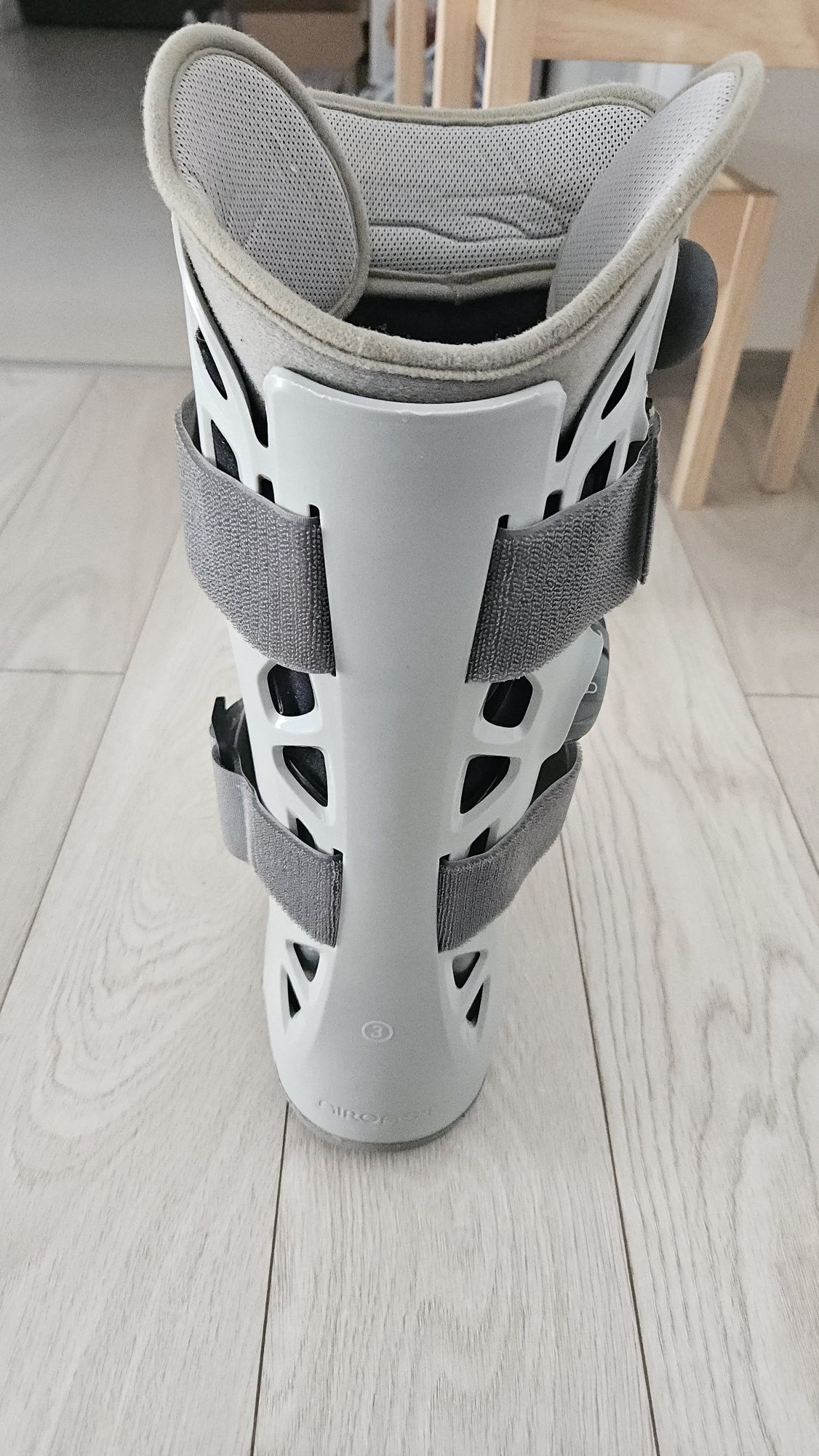 Cizma de imobilizare Aircast Elite