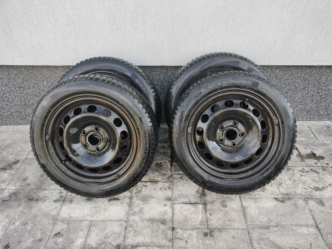 Jante pe 16" cu anvelope de iarna