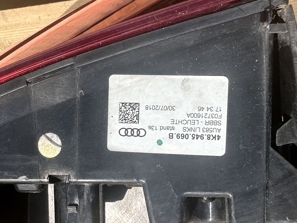 Стопове AUDI A7 C8 Динамични Комплект 4K8945095B 4K8945096B 4K8945070B