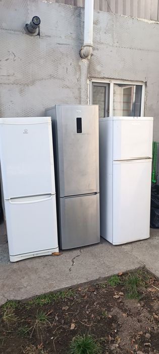 Отдам холодильники