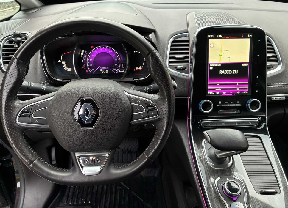 Renault Espace Initiale Paris