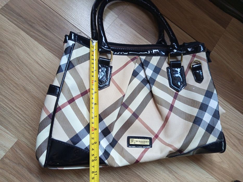 Дамски     чанти