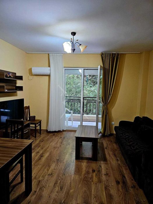 Продава се Тристаен апартамент в к.к. Слънчев бряг - 80 кв.м за 1200 €/кв.м - Снимка #1