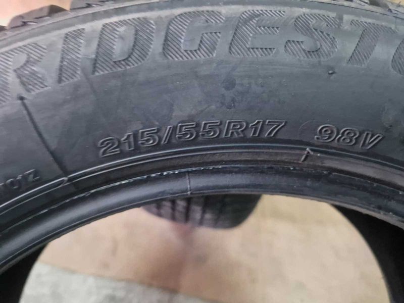 4 Bridgestone R17 215/55
зимни гуми DOT2718