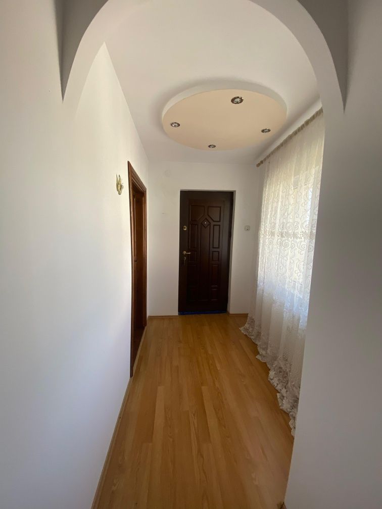 Casa cu teren în zona Dâmbovița