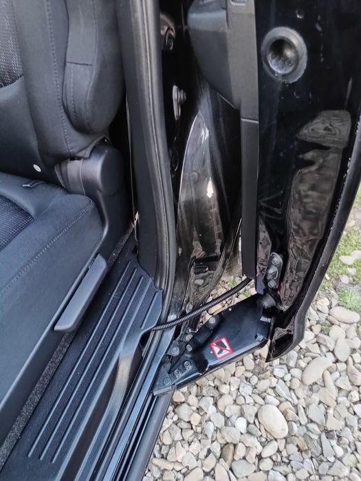 Vând Mazda 5 7 locuri 2010 1,8 benzina BONUS INSTALATIE GPL AN 2022