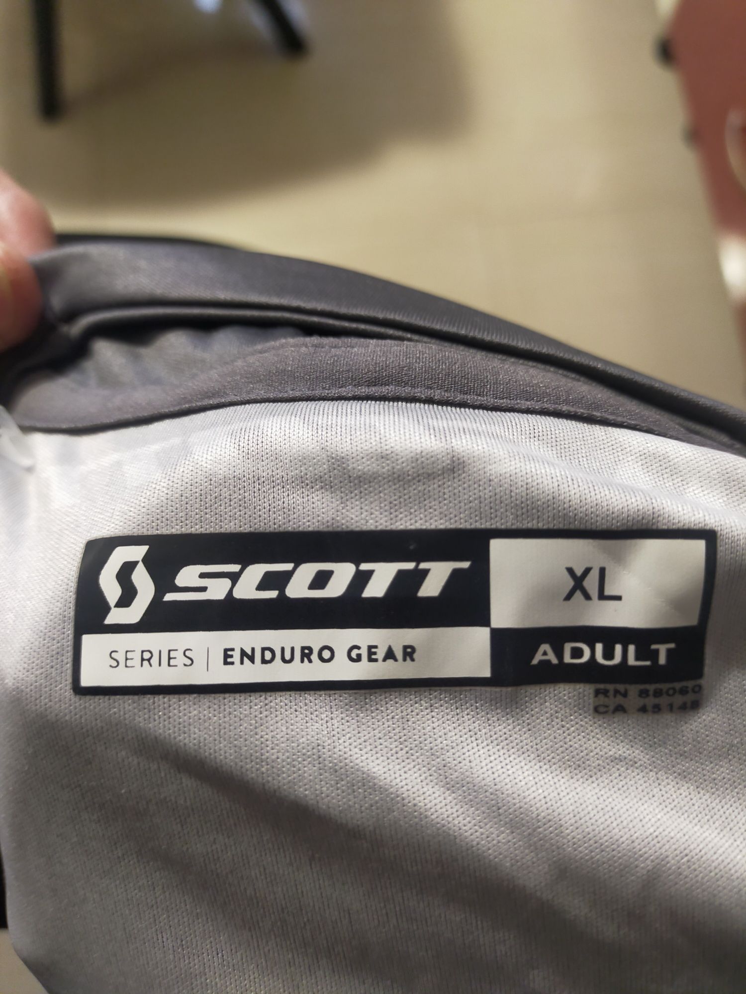 Vând tricou bike SCOTT mărimea XL