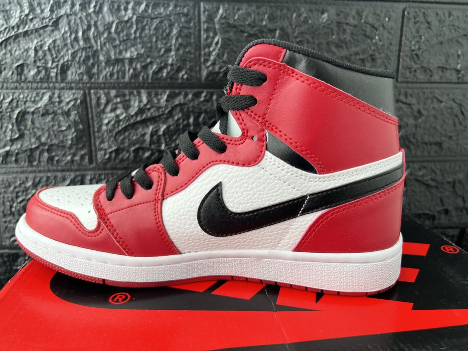 Jordan 1 Chicago 40 44