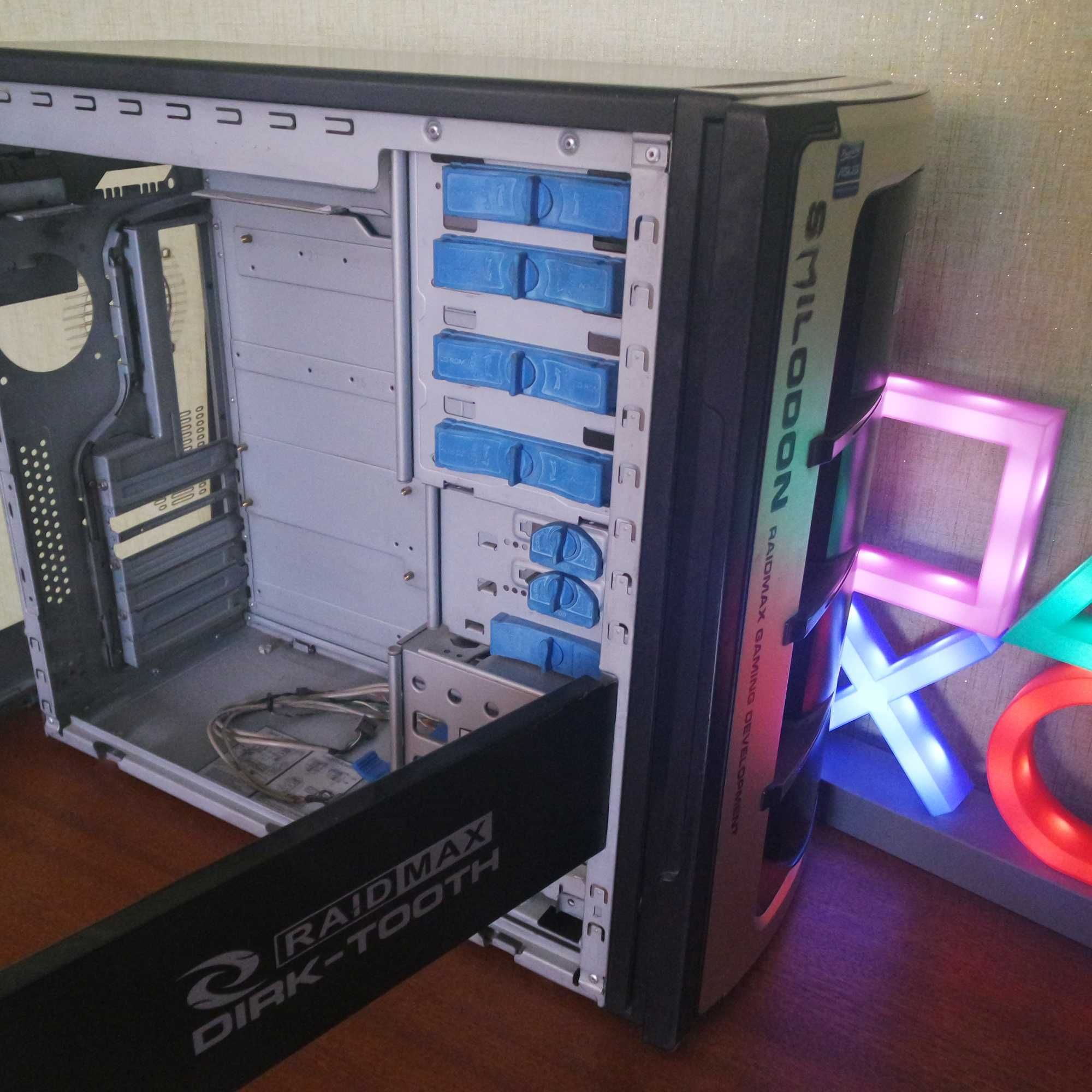 Компьютерный корпус RAIDMAX Smilodon
