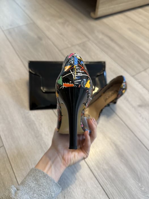 Дамски Обувки с висок ток