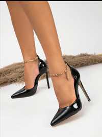 Pantofi stiletto noi