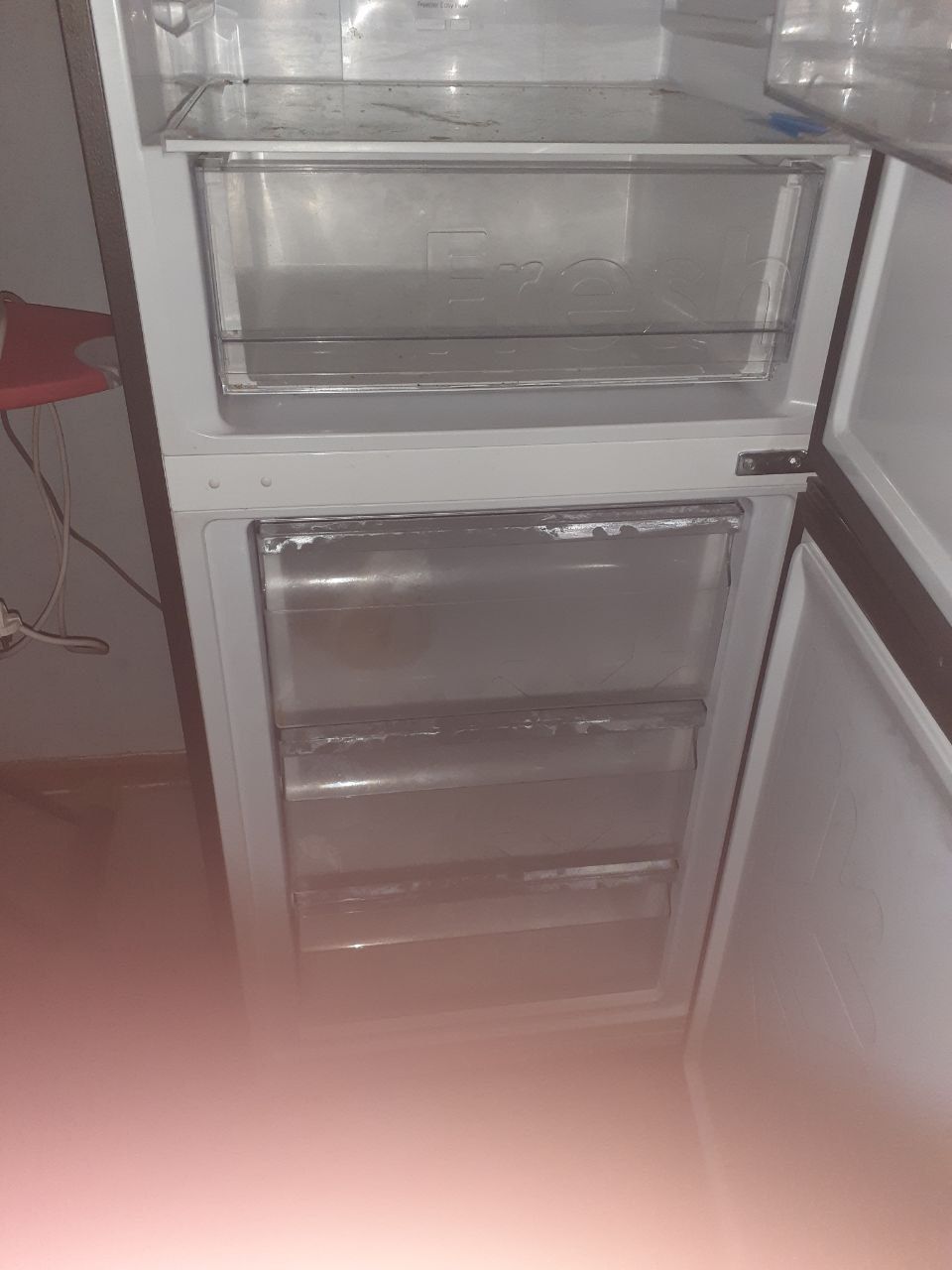 Продаётся новый холодилник..